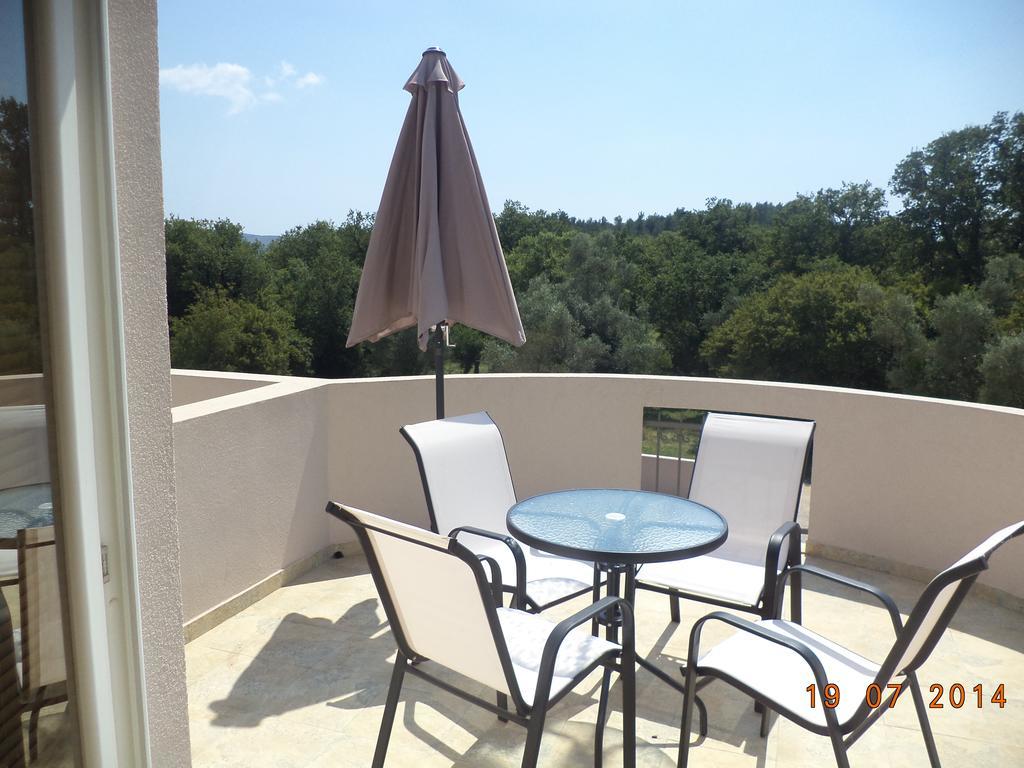 Apartmani Bulajic Tivat Ngoại thất bức ảnh