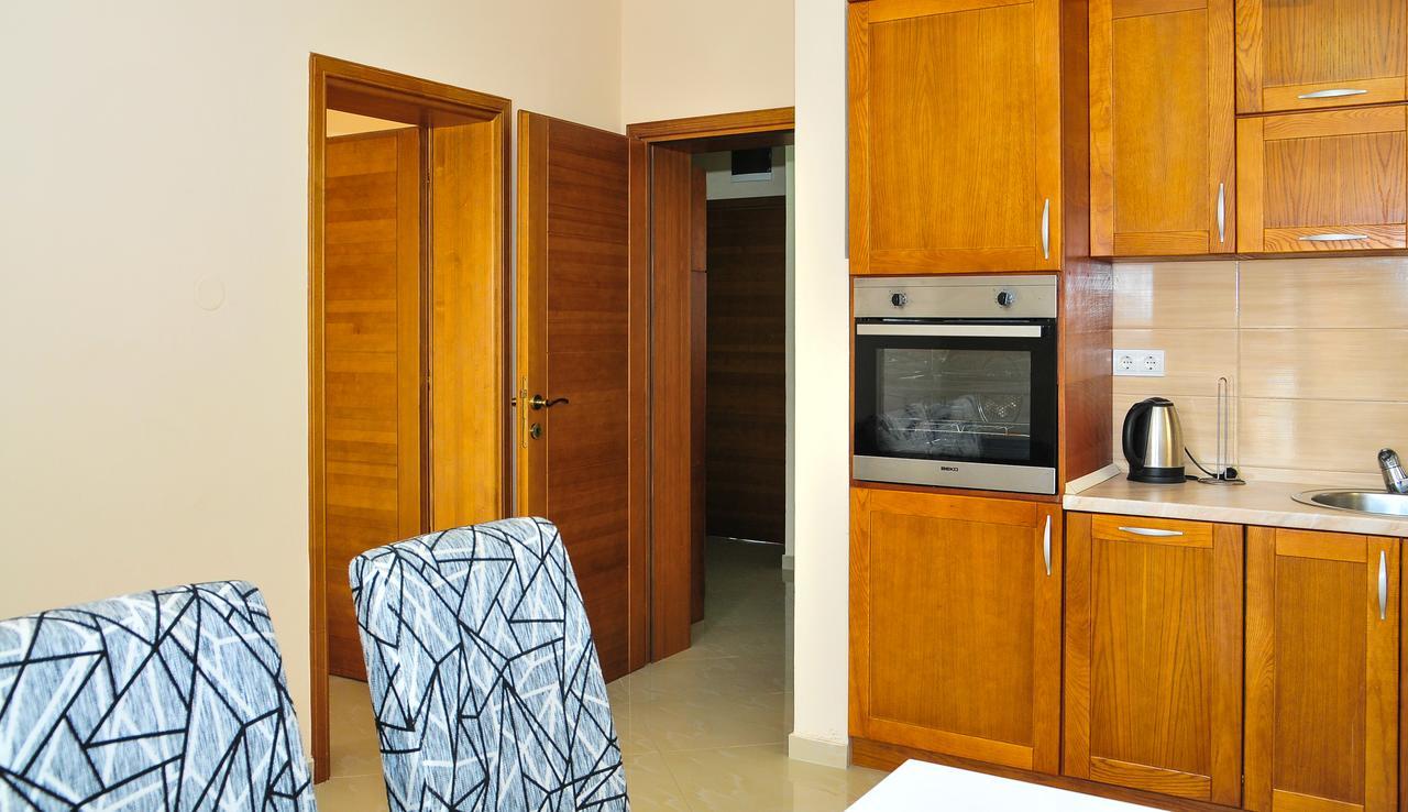 Apartmani Bulajic Tivat Ngoại thất bức ảnh