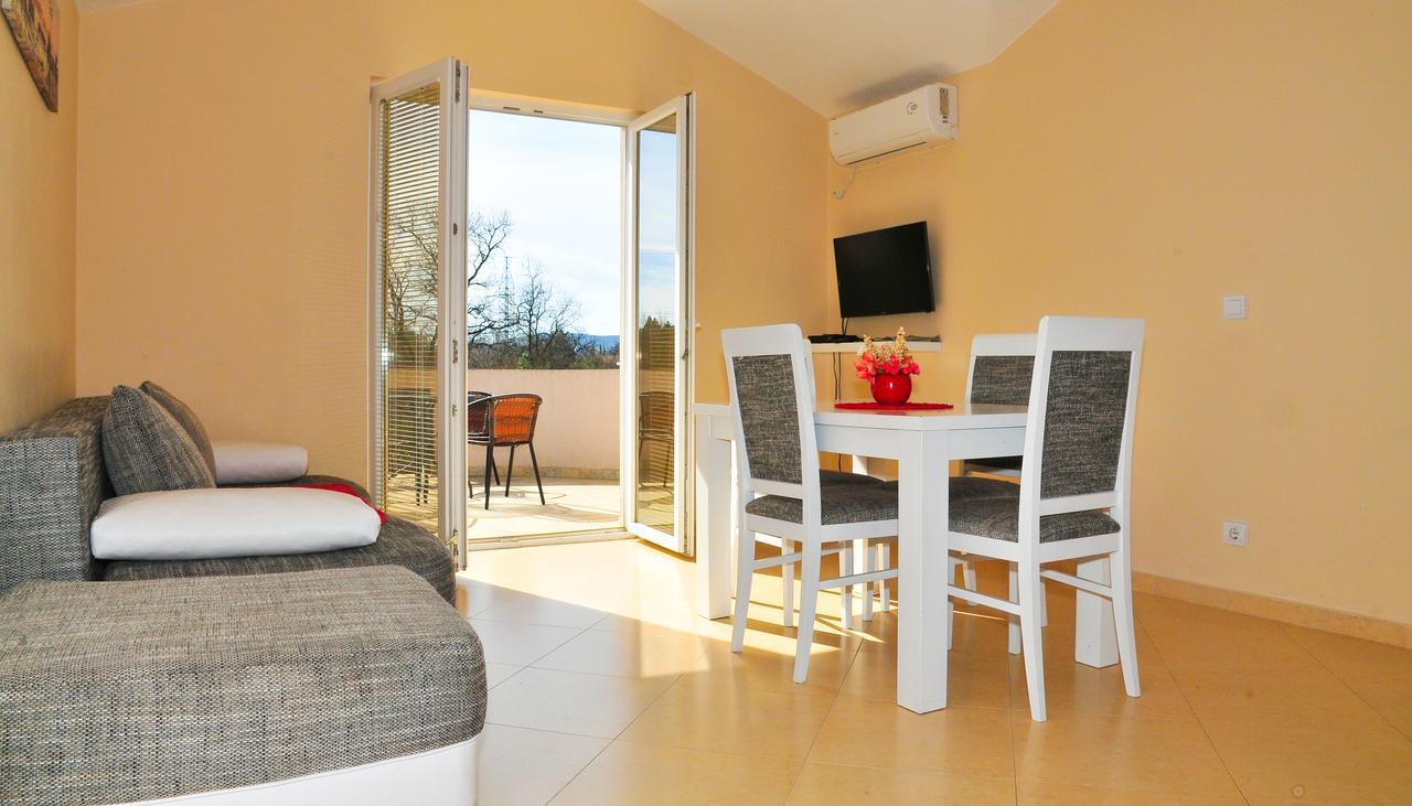 Apartmani Bulajic Tivat Ngoại thất bức ảnh